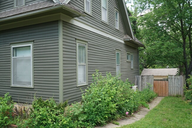 Photo - 942 Missouri St