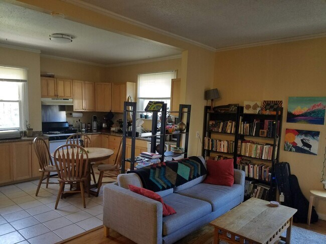 Photo - 817 52nd St Unidad C