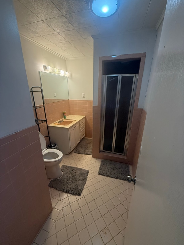 Photo - 215 S Grand Ave