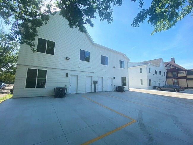 Egan Avenue Residence