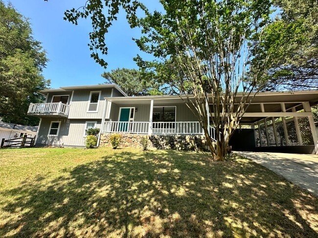 Photo - 16079 Molokai Dr