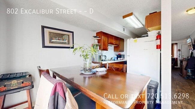 Photo - 802 Excalibur St Unit D