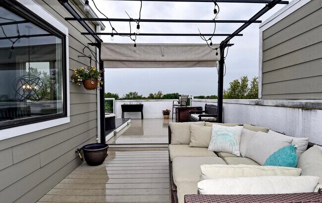 Photo - 1336 Talbert Ct SE