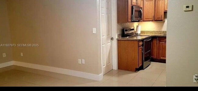 Photo - 2228 Polk St Unit 5