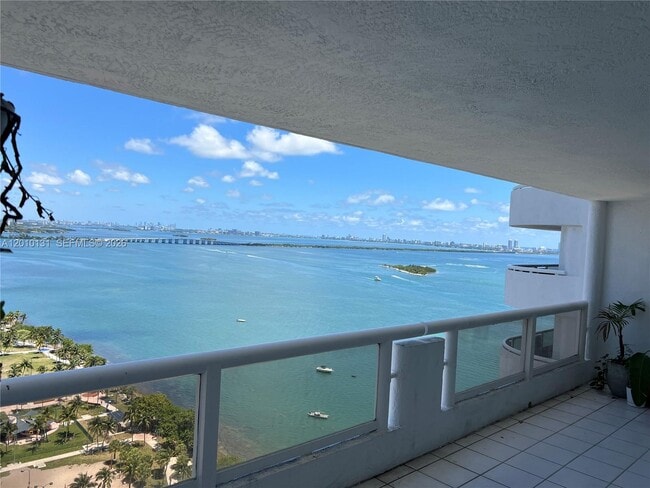 Photo - 1717 N Bayshore Dr Unit A-3039