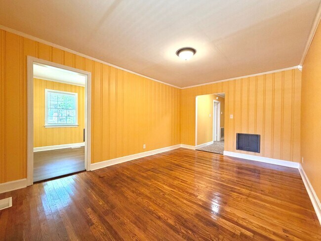 Photo - 857 Greenwood Ave Unidad A