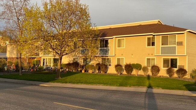 Building Photo - 1403 Meade Ave