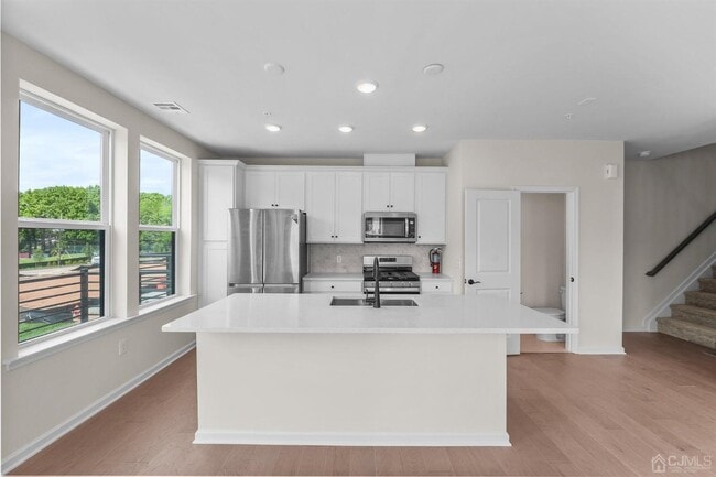 204 Lyla Ln
