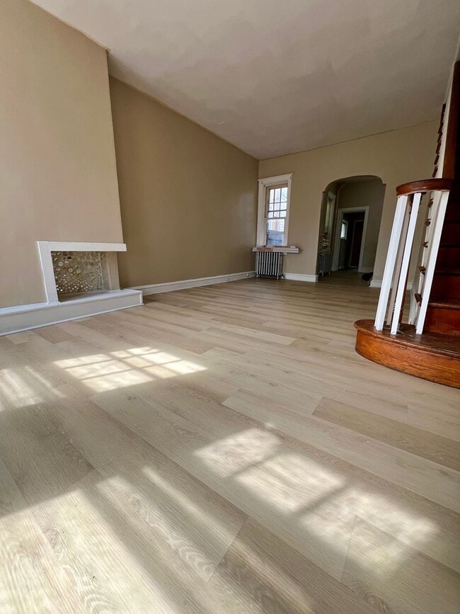 Photo - Spacious 3-Bedroom Townhome in Port Richmo...