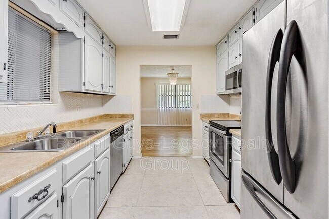 Photo - 3828 Freel Rd