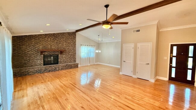 Photo - 1790 Brown St