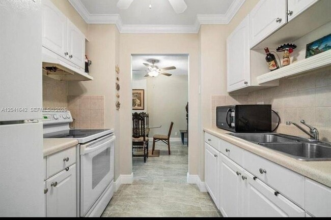 Photo - 250 NE 20th St Unit 3030
