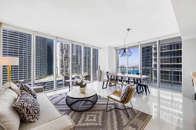 Photo - 485 Brickell Ave Unit SI FL24-ID1022287P