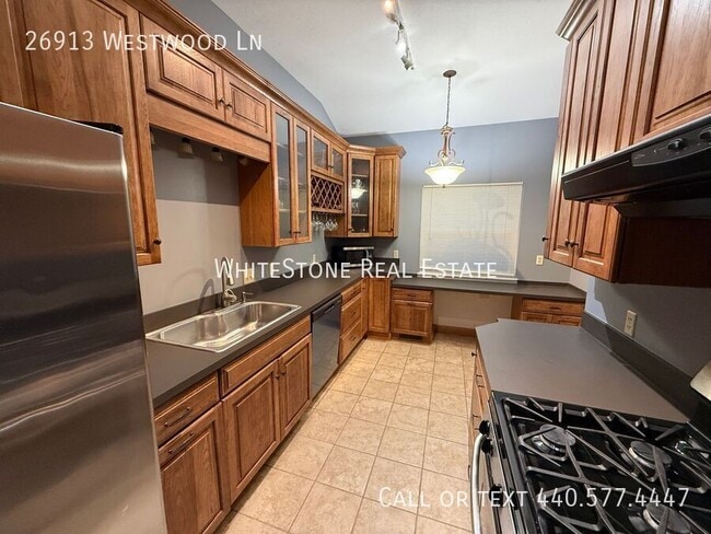 Photo - 26913 Westwood Ln