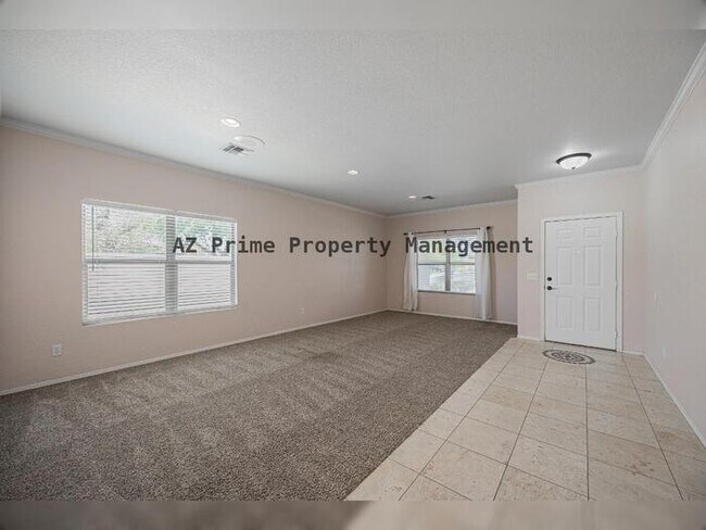 3864 S Emery Cir