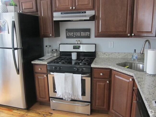 Building Photo - 194 Marion St Unit 1 Rental