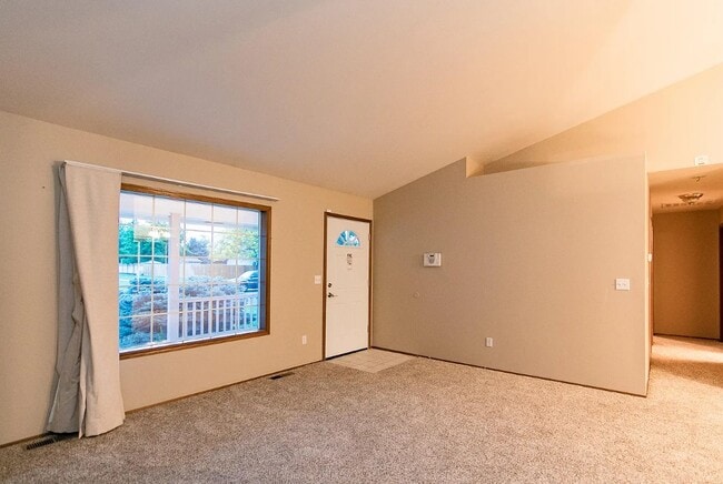 1603 Valley W Ave