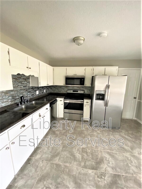 Photo - 1758 Ashton Dr