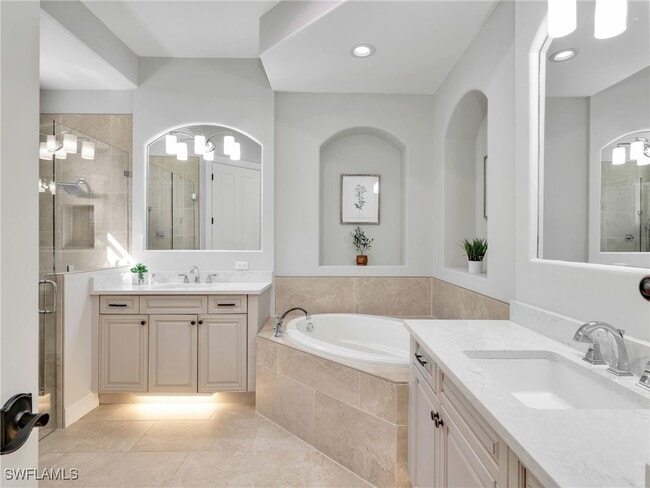 Building Photo - 7864 Valencia Ct