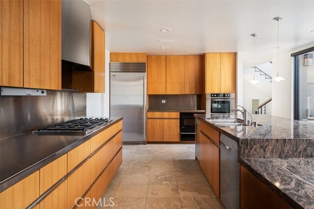 810 Emerald Bay