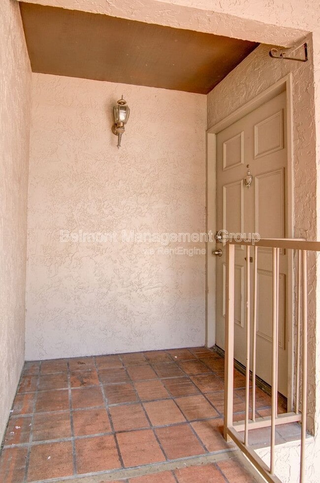 Photo - 1096 Azalea Ln