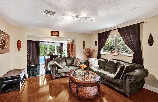 Photo - 1155 S Biscayne Point Rd