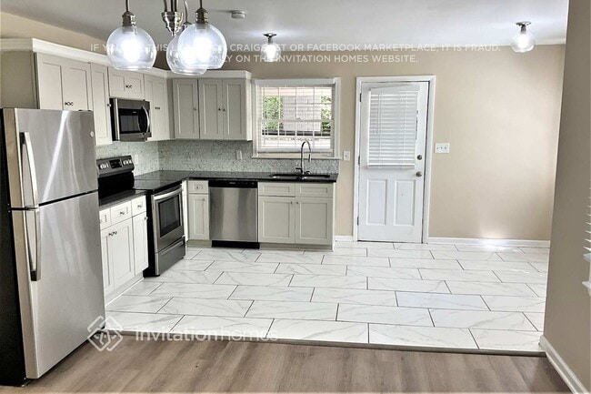 Photo - 2372 Oakridge Ct