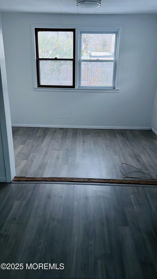 Photo - 439 Mantoloking Rd