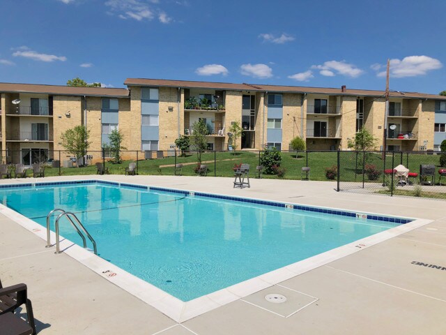 Photo - Landon Court Apartments