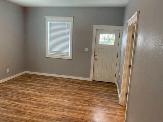 Photo - 3058 N 29th St