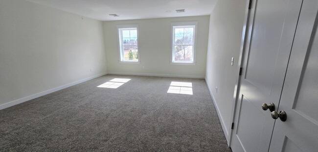 2nd Floor Guest Bedroom - 603 Portsmouth Ave Condo Unit 204