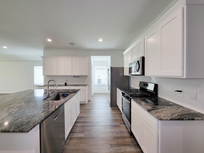 Photo - 1014 Star Grass Ln