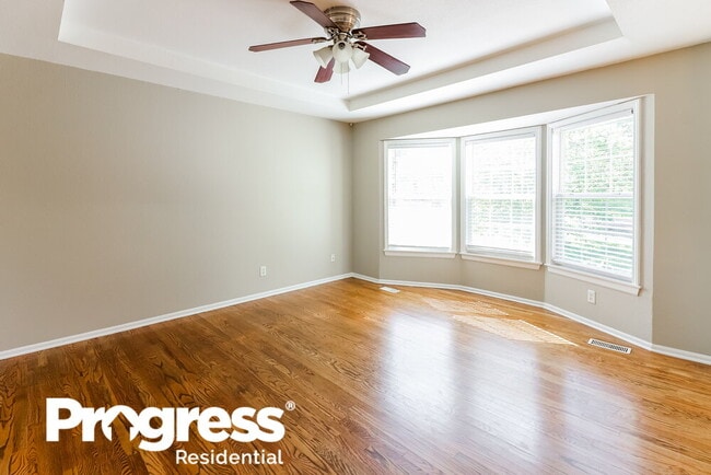 Photo - 15601 Vicie Ave