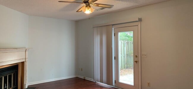 Photo - 3 Bedroom Townhome in Kings Grant