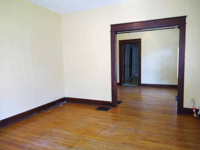 211 N Grant St Unit B