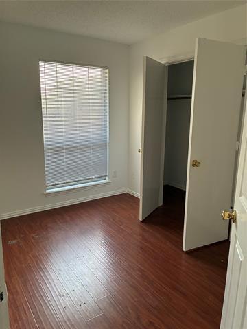 Photo - 105 Cottonwood Ln