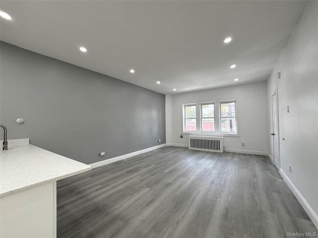 Photo - 209-211-211 Main St Unit 2S