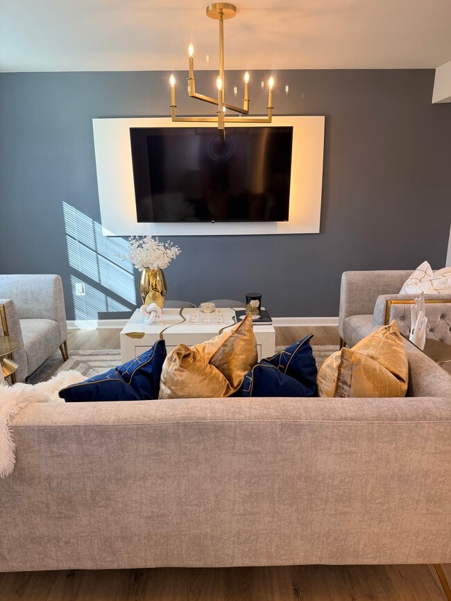 Photo - 7269 Statesman Blvd