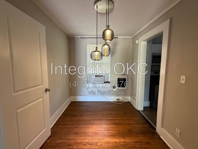 Photo - 305 NW 25th St