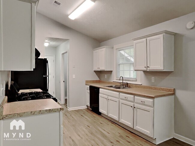 Photo - 7792 Chase Woods Dr