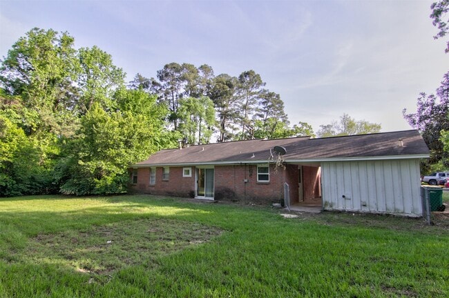 Photo - 3610 W Davis St