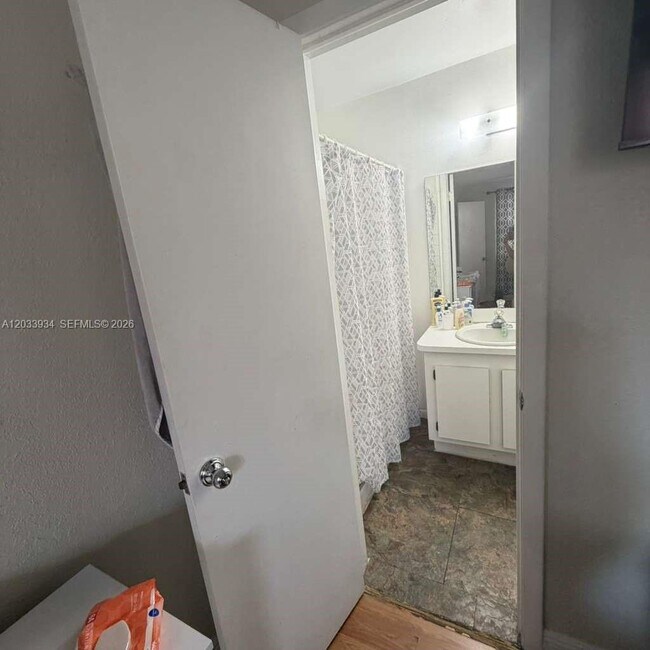 Photo - 940 NW 104th Ave Unit 203