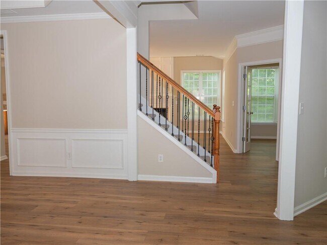 Photo - 663 Prada Ct NE
