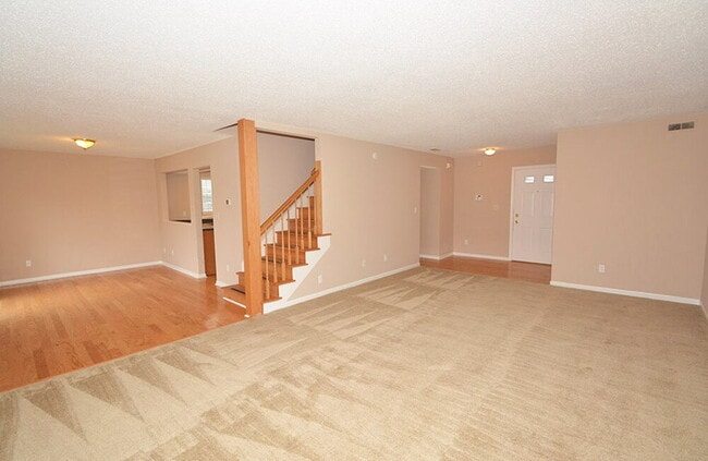 Photo - 3438 W 52nd St