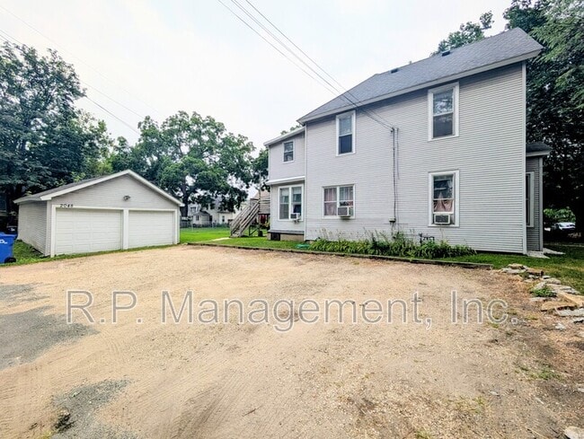 Photo - 2048 Carroll Ave Unit Apt 3