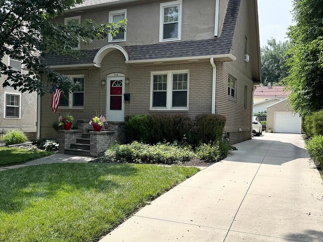 Photo - 114 S 50th St House