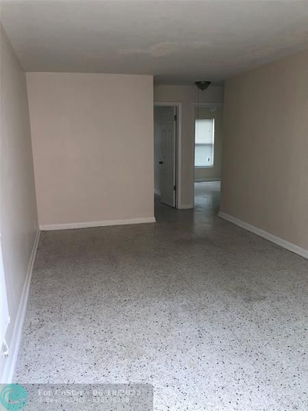 Photo - 709 8th St Unidad B