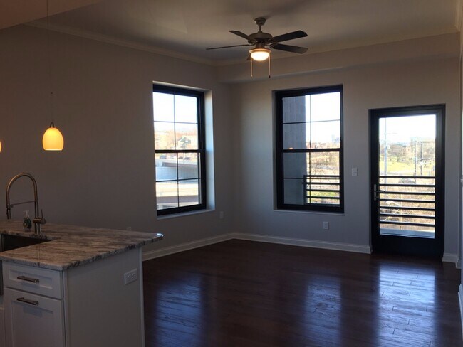 Photo - 115 Willow Ave Unit 403