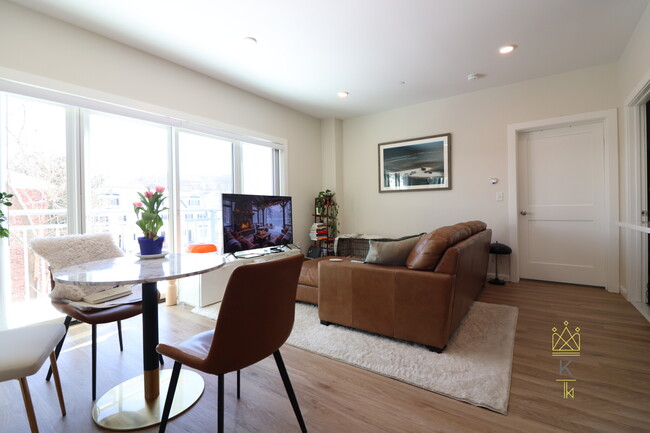 Photo - 460 Washington St Condo Unit 201