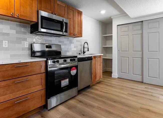 Building Photo - 3193 Rachelle Dr